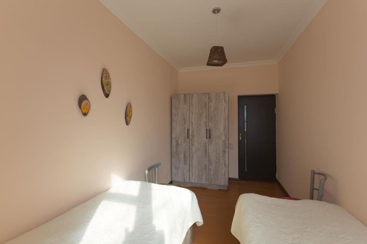 Chamich Guesthouse Debed ภายนอก รูปภาพ
