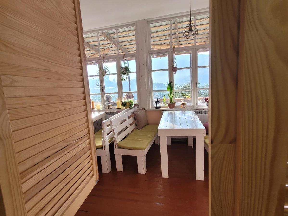Chamich Guesthouse Debed ภายนอก รูปภาพ