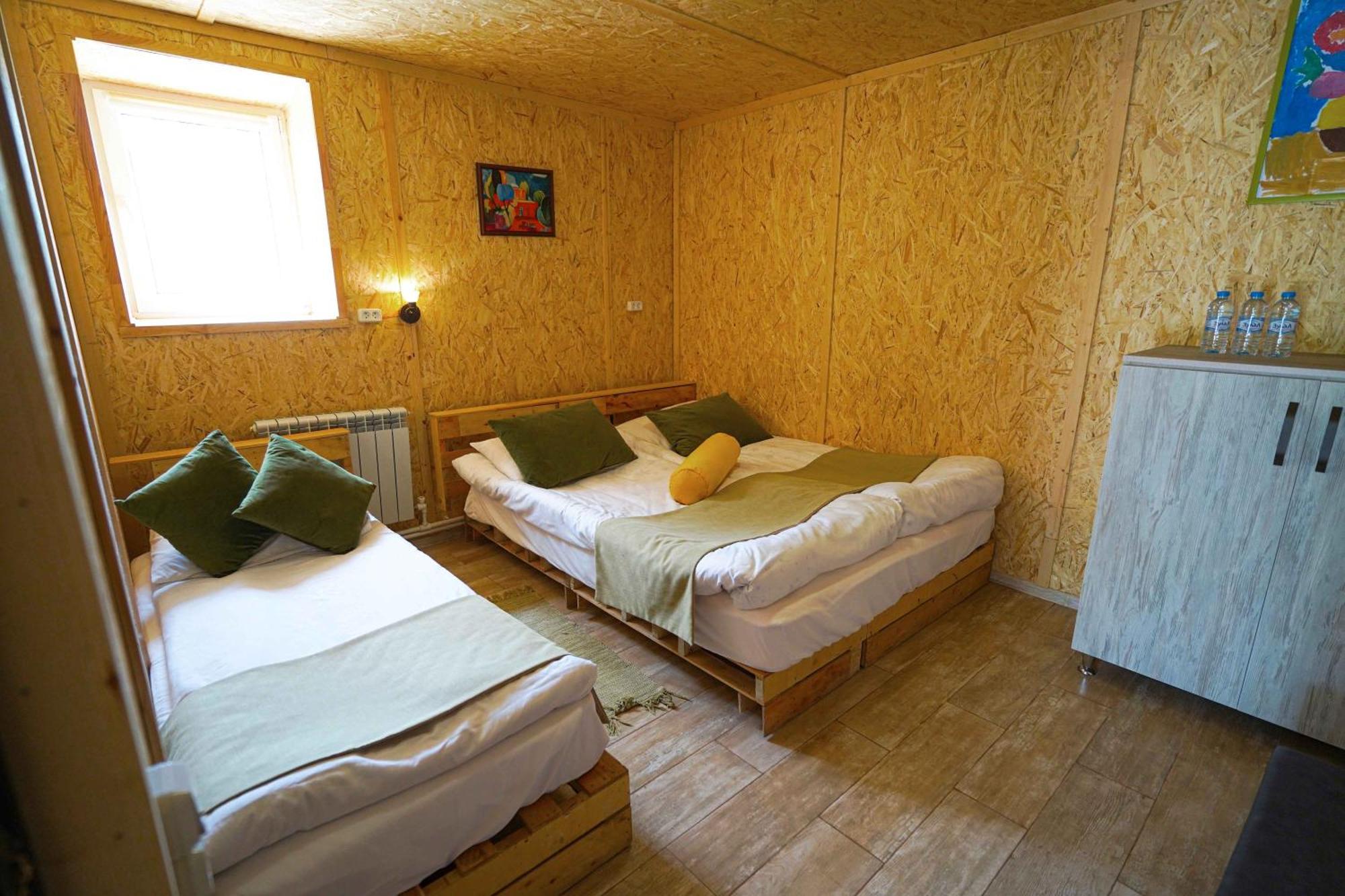Chamich Guesthouse Debed ห้อง รูปภาพ